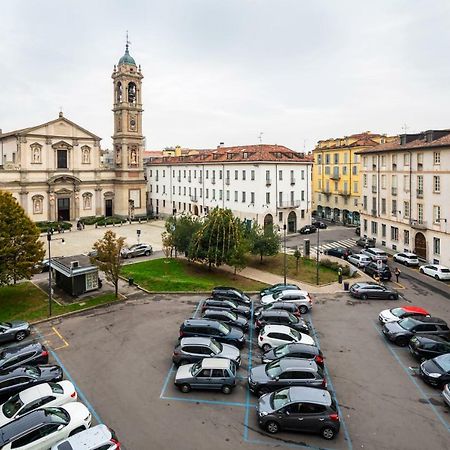 Santo Stefano Luxury Apartment Milan Exterior photo