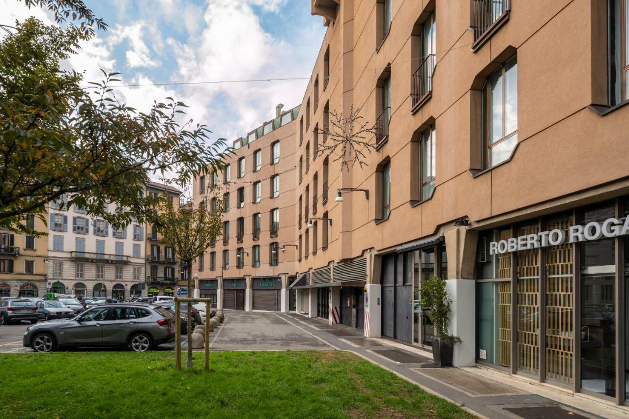 Santo Stefano Luxury Apartment Milan Exterior photo