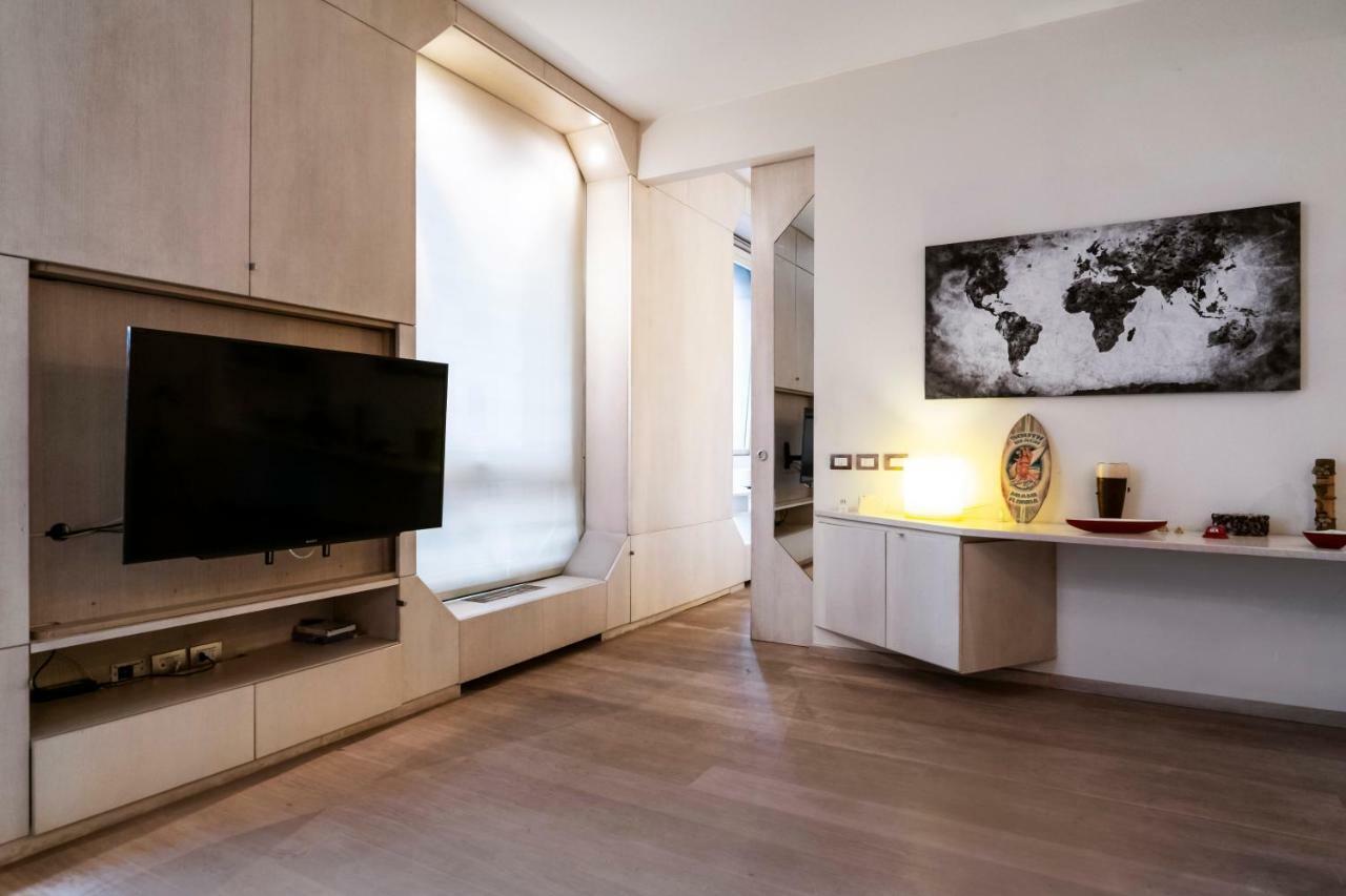Santo Stefano Luxury Apartment Milan Exterior photo